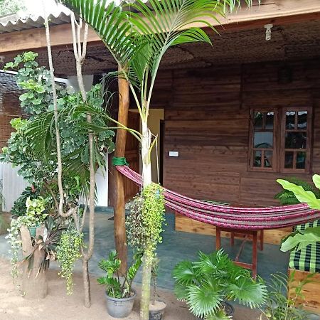 Garden Cottage Arugambay อารูกัมเบย์ ภายนอก รูปภาพ